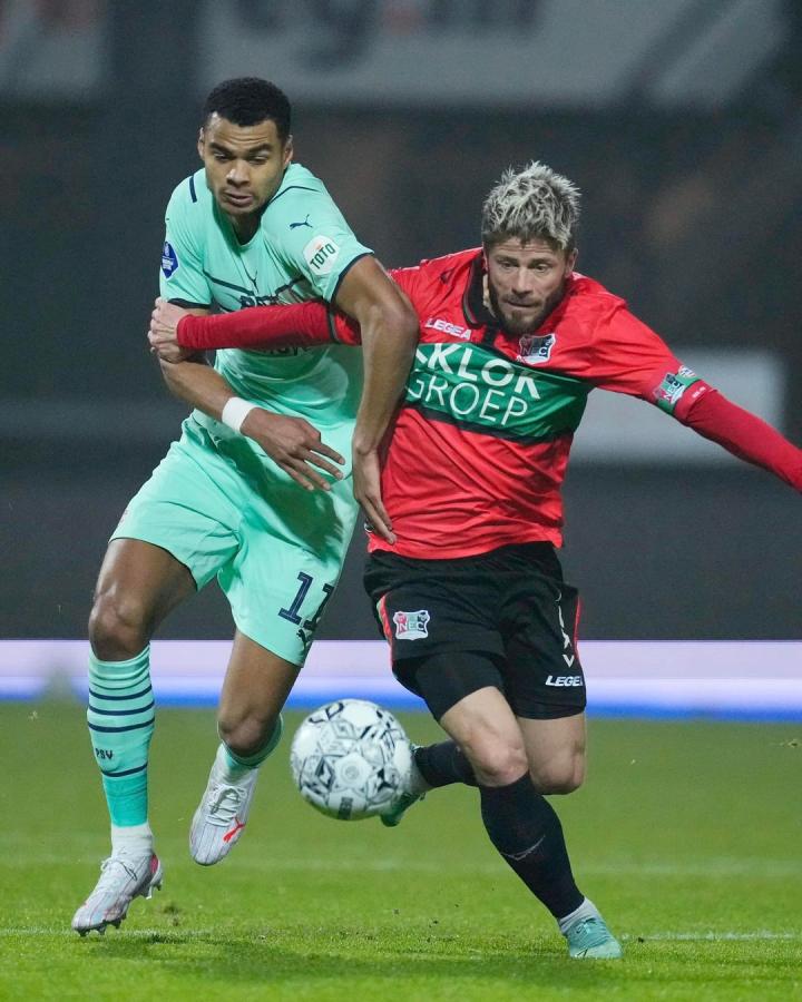 子甩头般的 子甩头般的